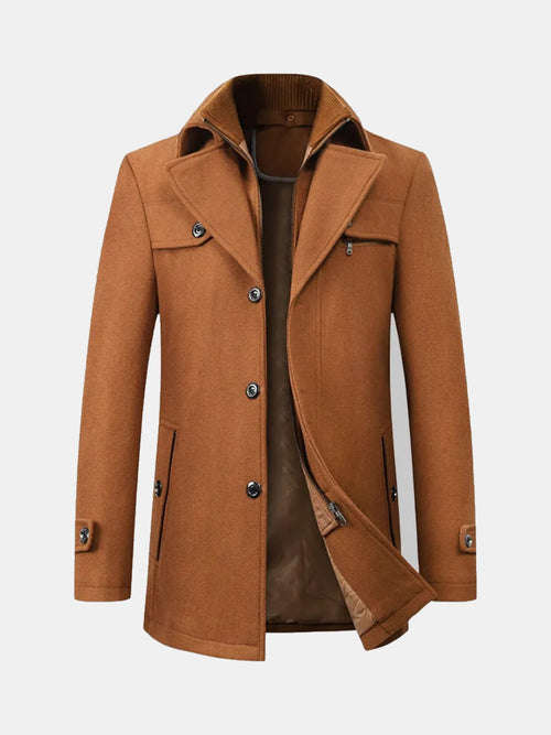 Abrigo de paño camel con doble cuello