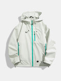 Chaqueta cortavientos blanco roto con capucha