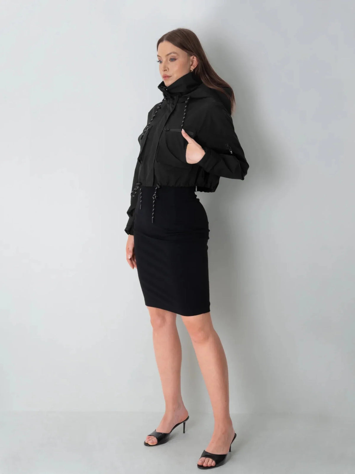 Chaqueta impermeable corta con capucha STM-TEX™