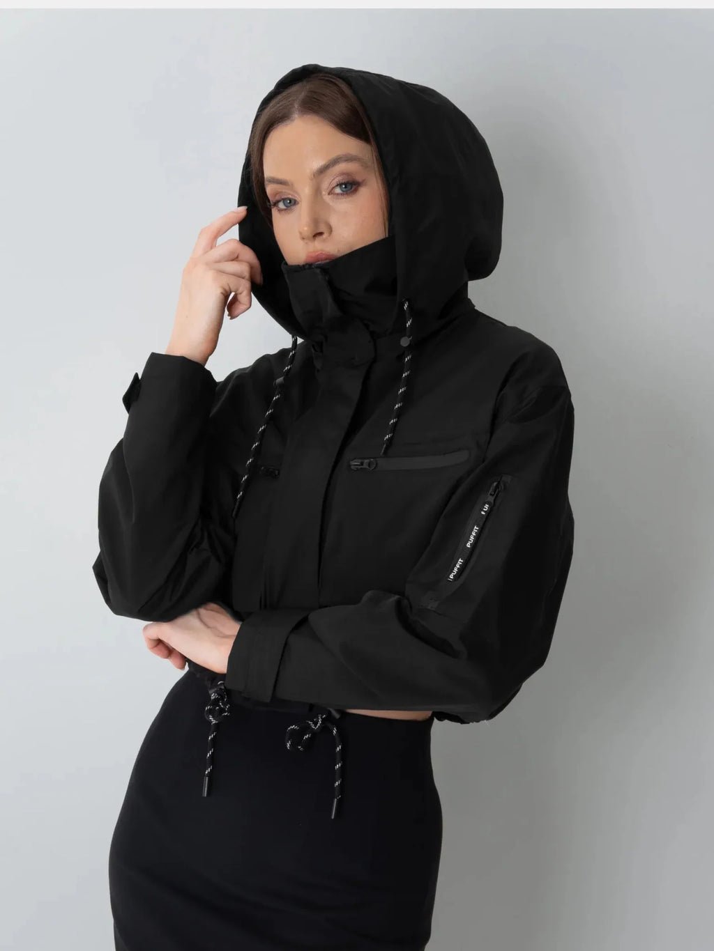 Chaqueta impermeable corta con capucha STM-TEX™