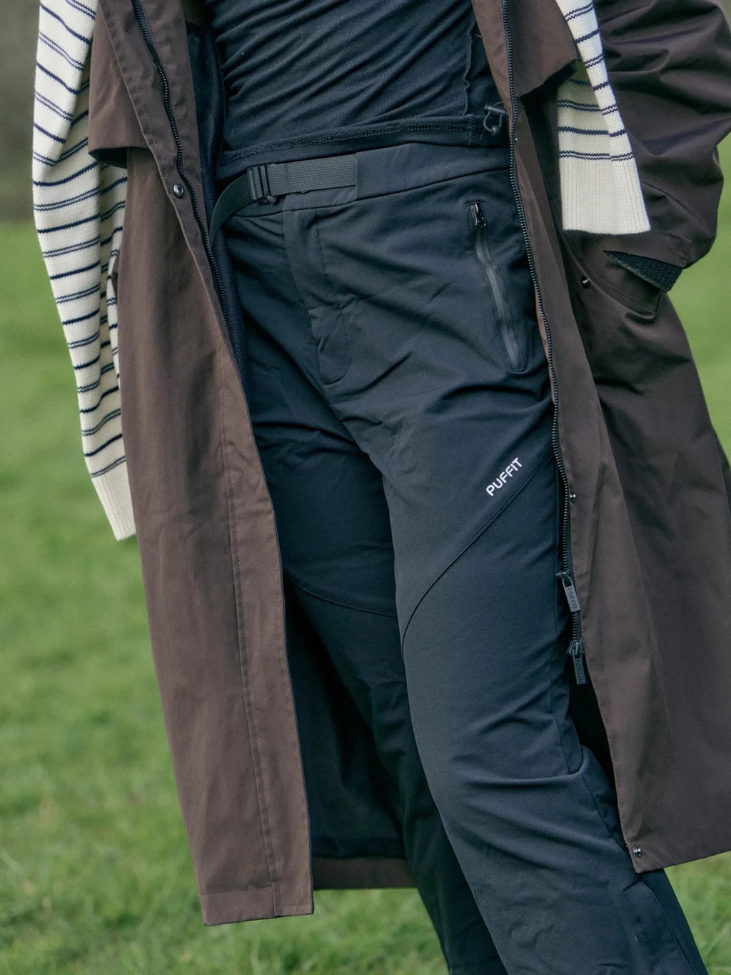 Pantalones impermeables acampanados de corte ajustado STM-TEX™